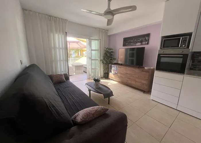 Orlando Pool View And Cozy Terrace Apartment